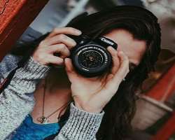 In addition to making her TikTok videos, she is also interested in modeling and photography.